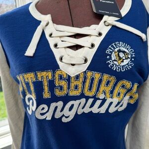NWT!! Fanatics Women’s Pittsburgh Penguins long sleeve shirt Sz M